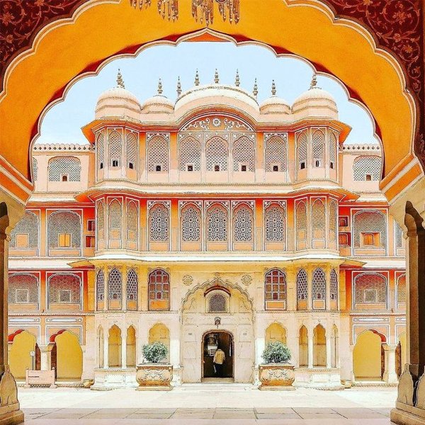 city-palace-jaipur