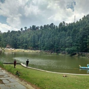 dale-lake-mcleodganj
