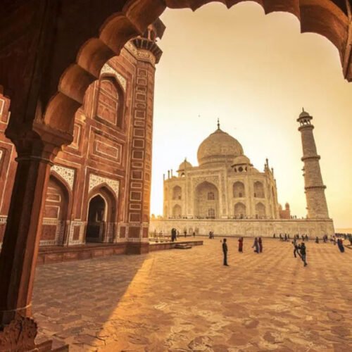 agra-walking-tour-with-taj-mahal