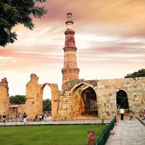 qutub-minar-delhi